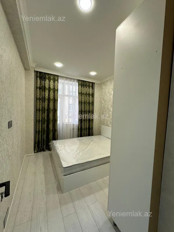 Satılır 2 otaqlı yeni tikili 70 m²