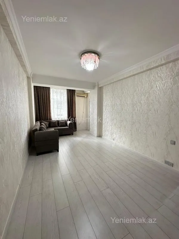 Satılır 2 otaqlı yeni tikili 70 m²