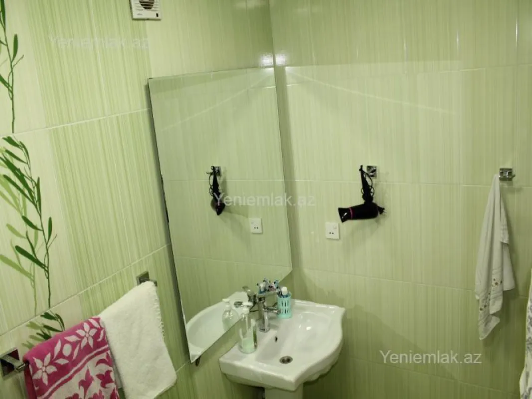 Satılır 3 otaqlı yeni tikili 100.6 m²