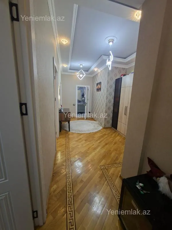 Satılır 3 otaqlı yeni tikili 95 m²