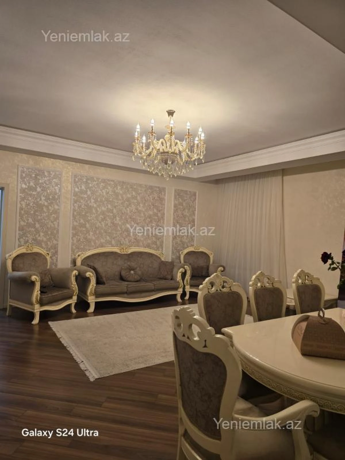 Satılır 4 otaqlı yeni tikili 140 m²