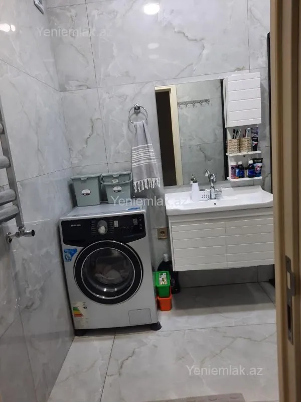 Satılır 4 otaqlı yeni tikili 140 m²