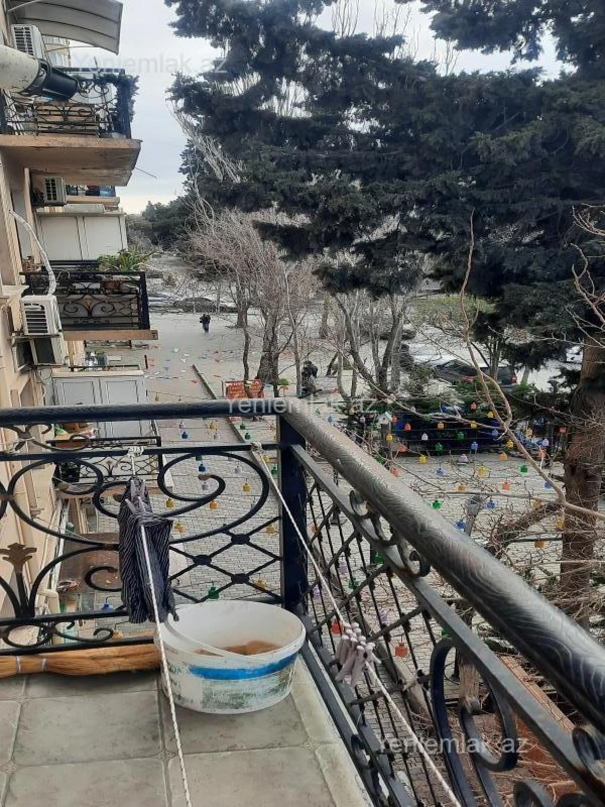 Satılır 1 otaqlı köhnə tikili 45 m²