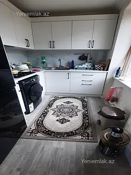 Satılır 1 otaqlı köhnə tikili 45 m²