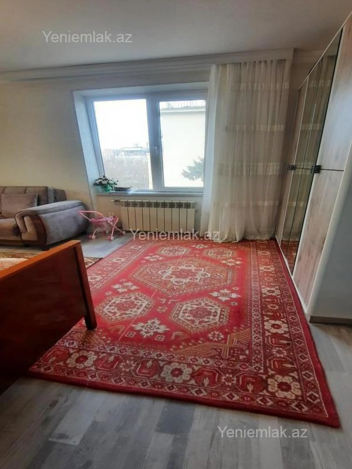 Satılır 1 otaqlı köhnə tikili 45 m²