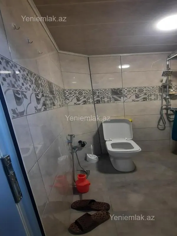 Satılır 1 otaqlı köhnə tikili 45 m²