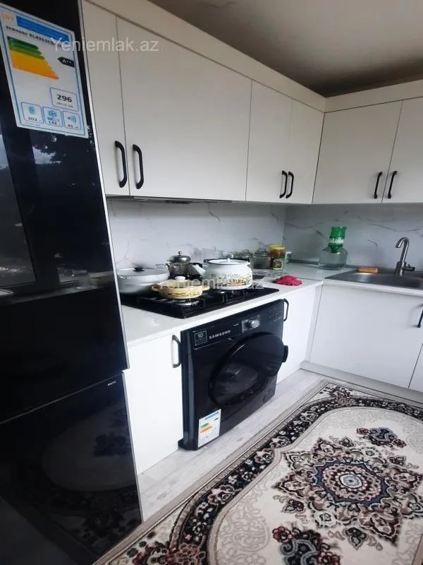 Satılır 1 otaqlı köhnə tikili 45 m²