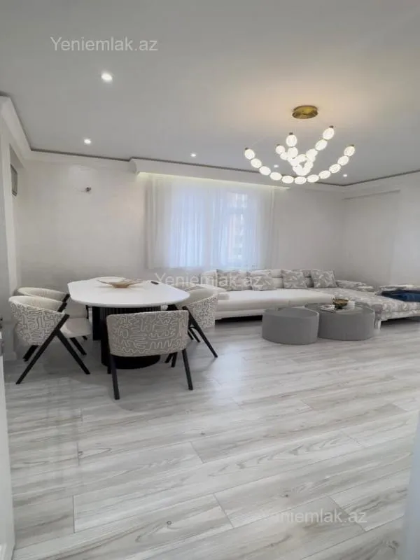 Satılır 3 otaqlı yeni tikili 117 m²