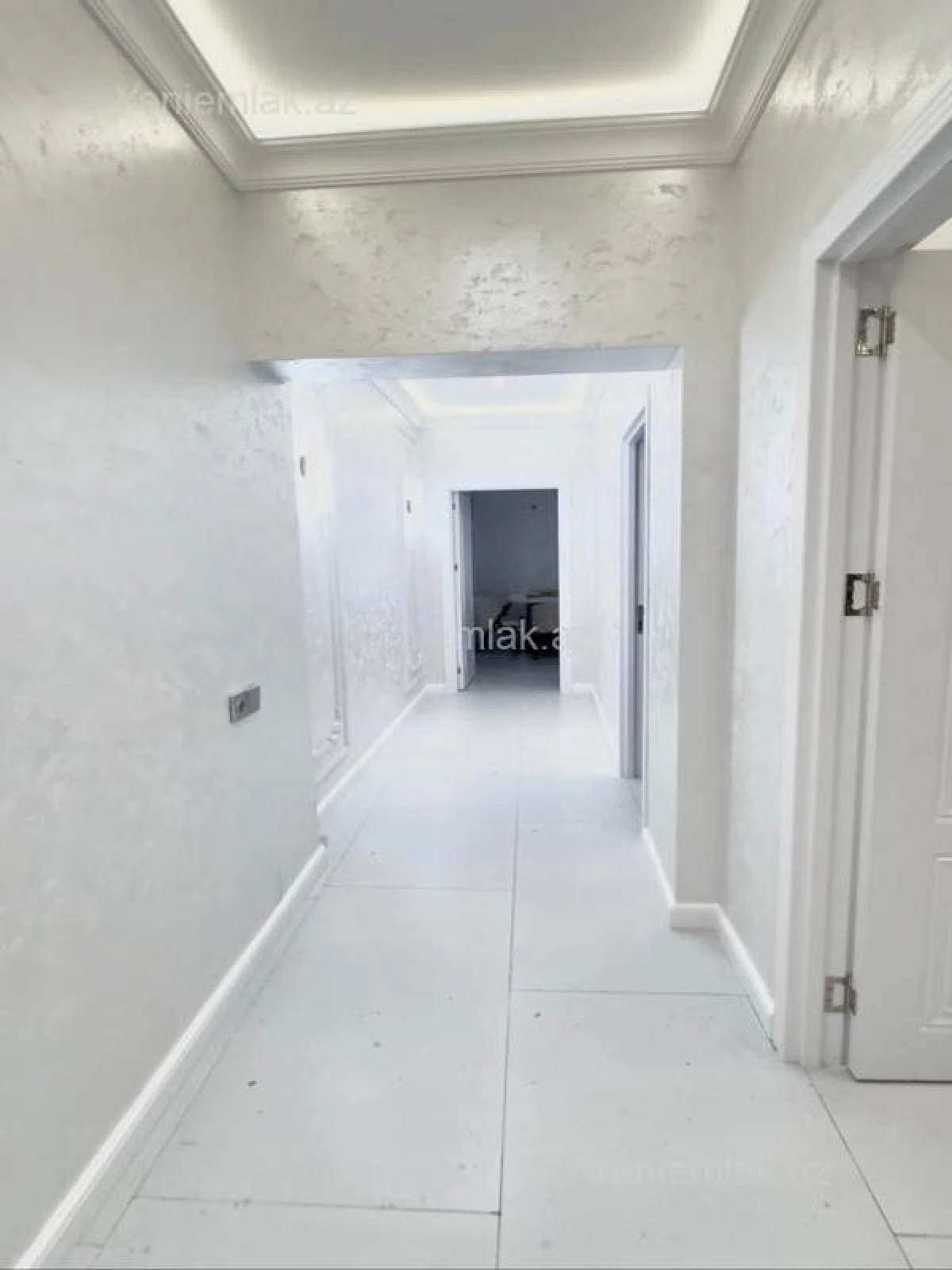 Satılır 3 otaqlı yeni tikili 117 m²