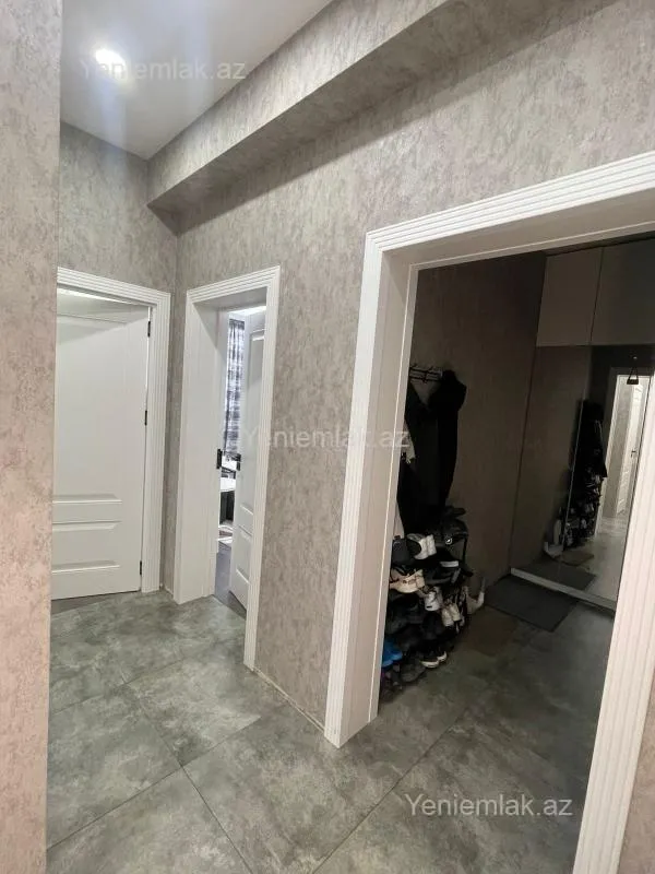 Satılır 3 otaqlı yeni tikili 80 m²