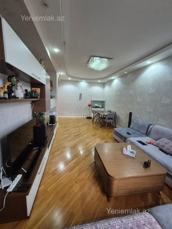 Satılır 3 otaqlı yeni tikili 114 m²