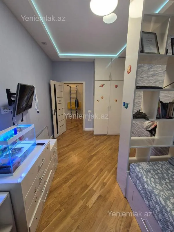 Satılır 3 otaqlı yeni tikili 114 m²
