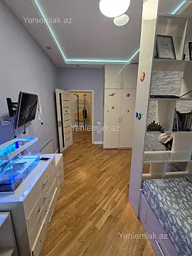 Satılır 3 otaqlı yeni tikili 114 m²