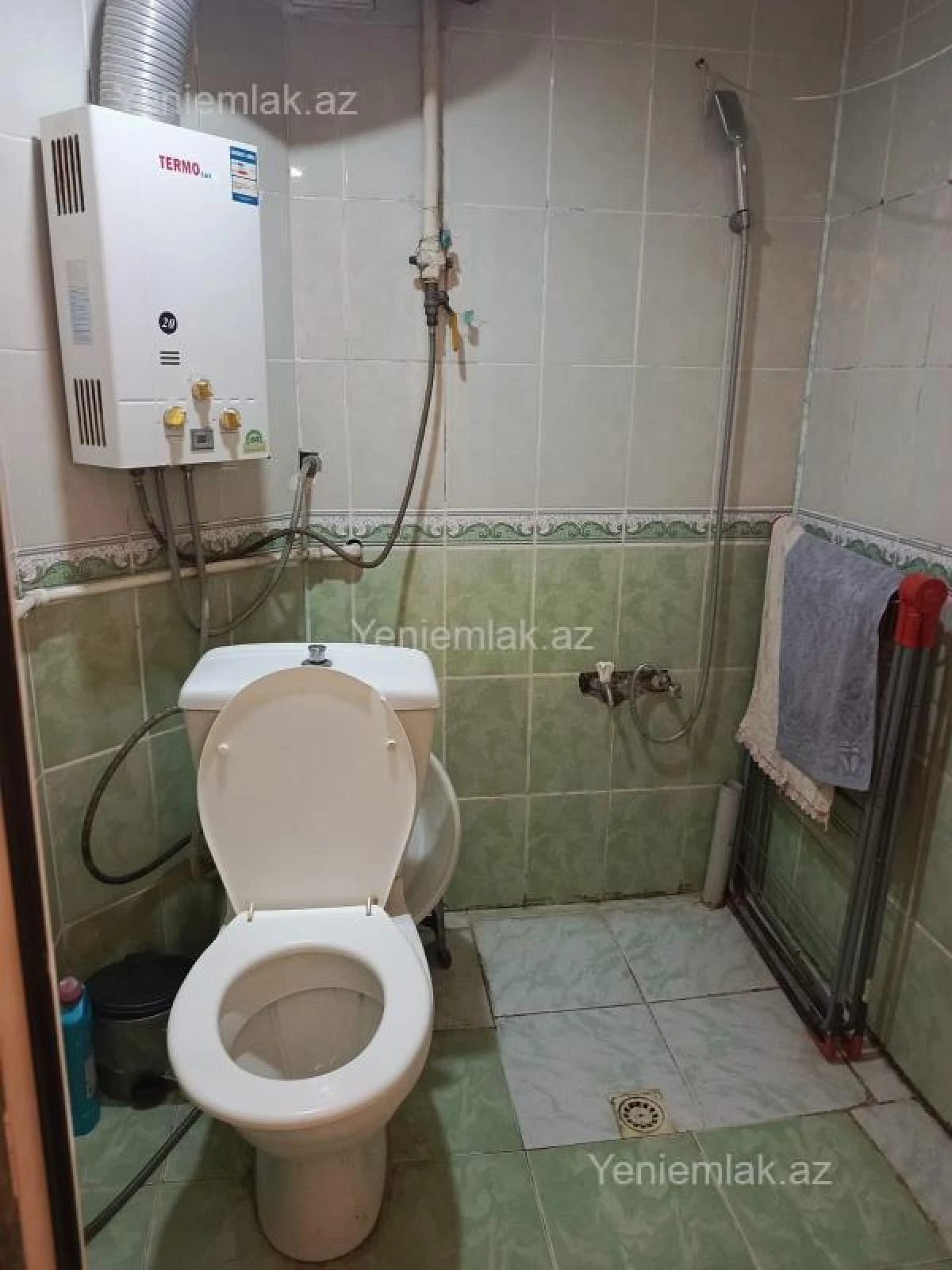 Satılır 2 otaqlı köhnə tikili 40 m²