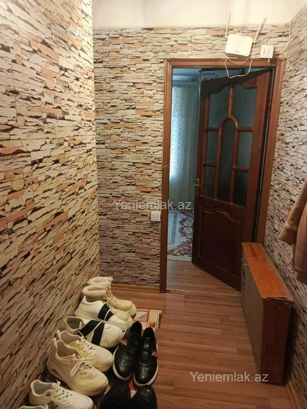 Satılır 2 otaqlı köhnə tikili 40 m²