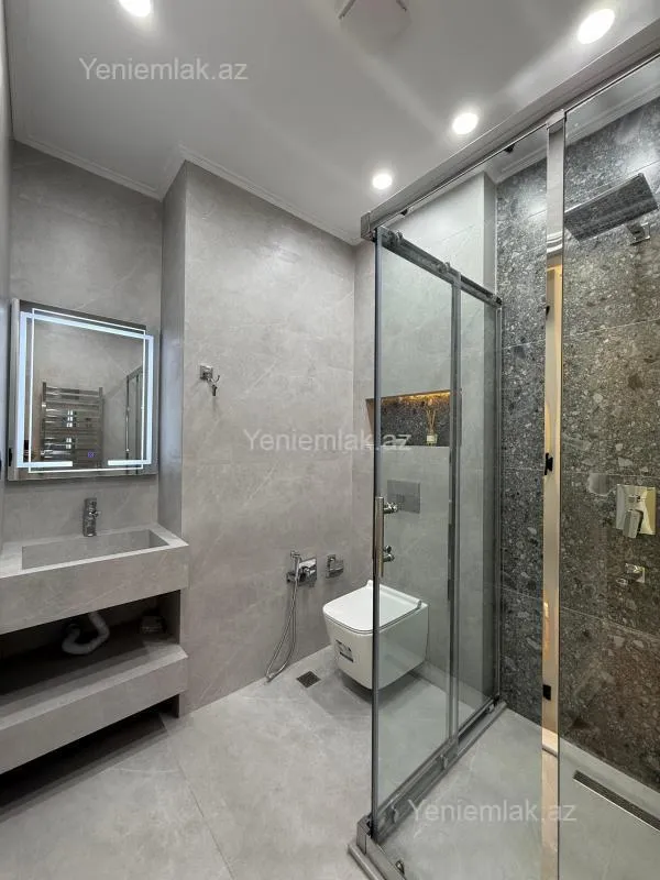 Satılır 3 otaqlı yeni tikili 104.5 m²