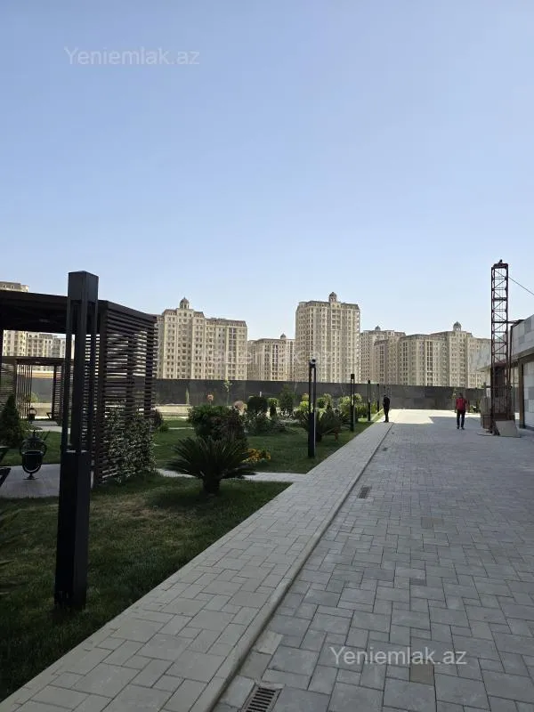 Satılır 3 otaqlı yeni tikili 104.5 m²