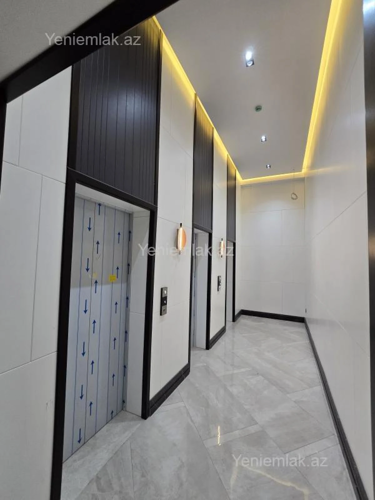 Satılır 3 otaqlı yeni tikili 104.5 m²