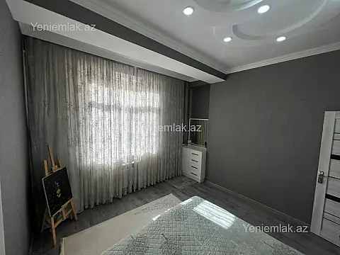Satılır 3 otaqlı yeni tikili 80 m²