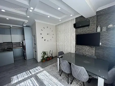 Satılır 3 otaqlı yeni tikili 80 m²