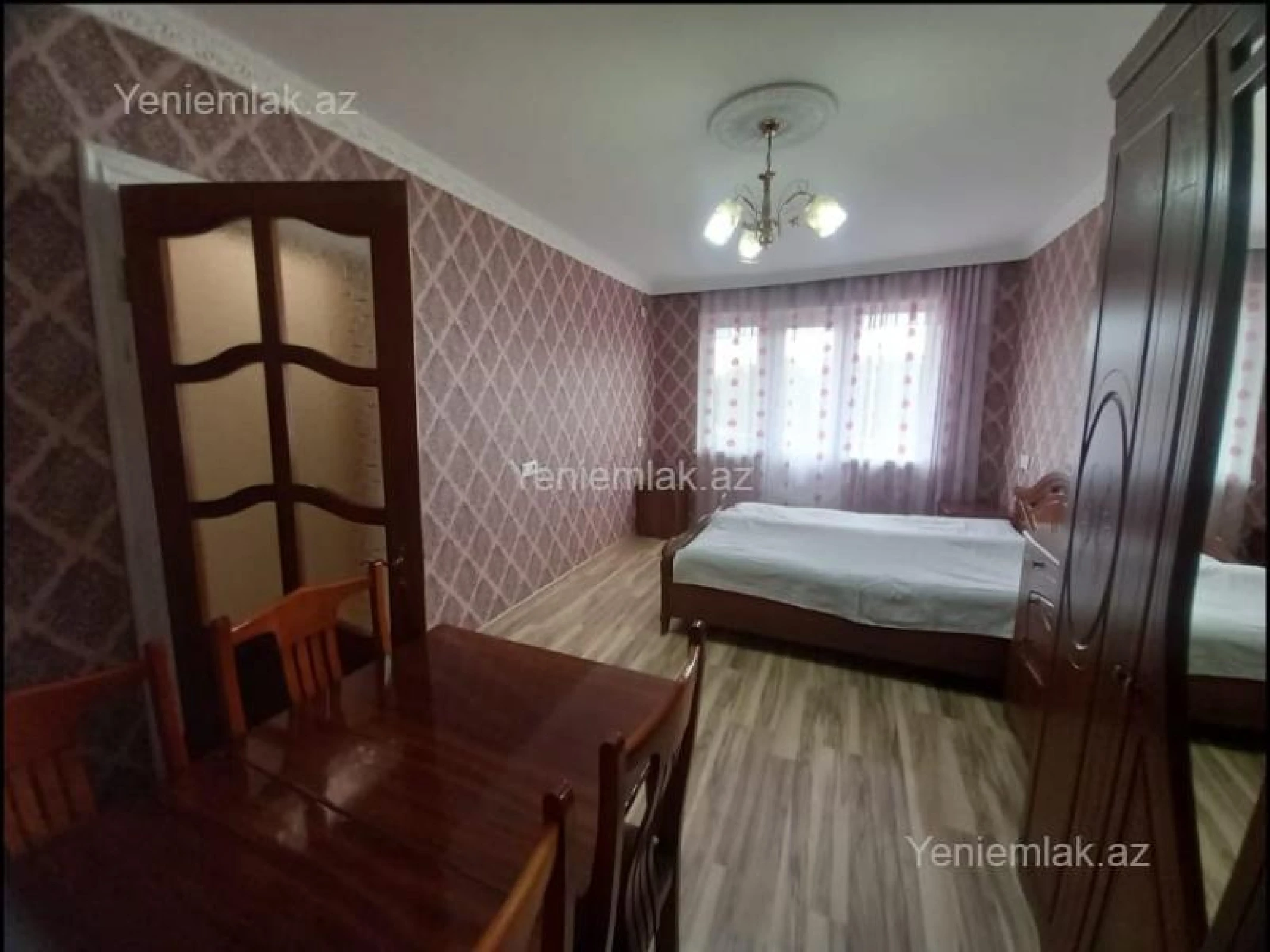 Satılır 1 otaqlı köhnə tikili 33 m²