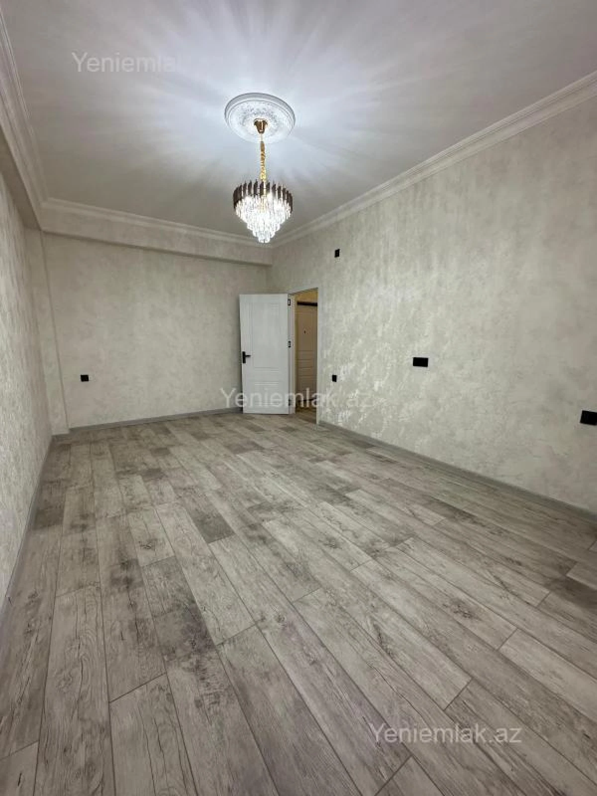 Satılır 2 otaqlı yeni tikili 55 m²