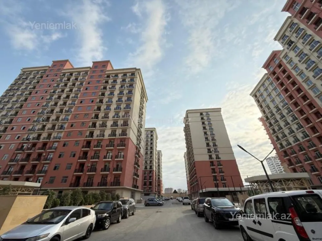 Satılır 2 otaqlı yeni tikili 61 m²
