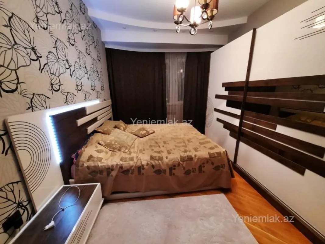 Satılır 3 otaqlı yeni tikili 93 m²