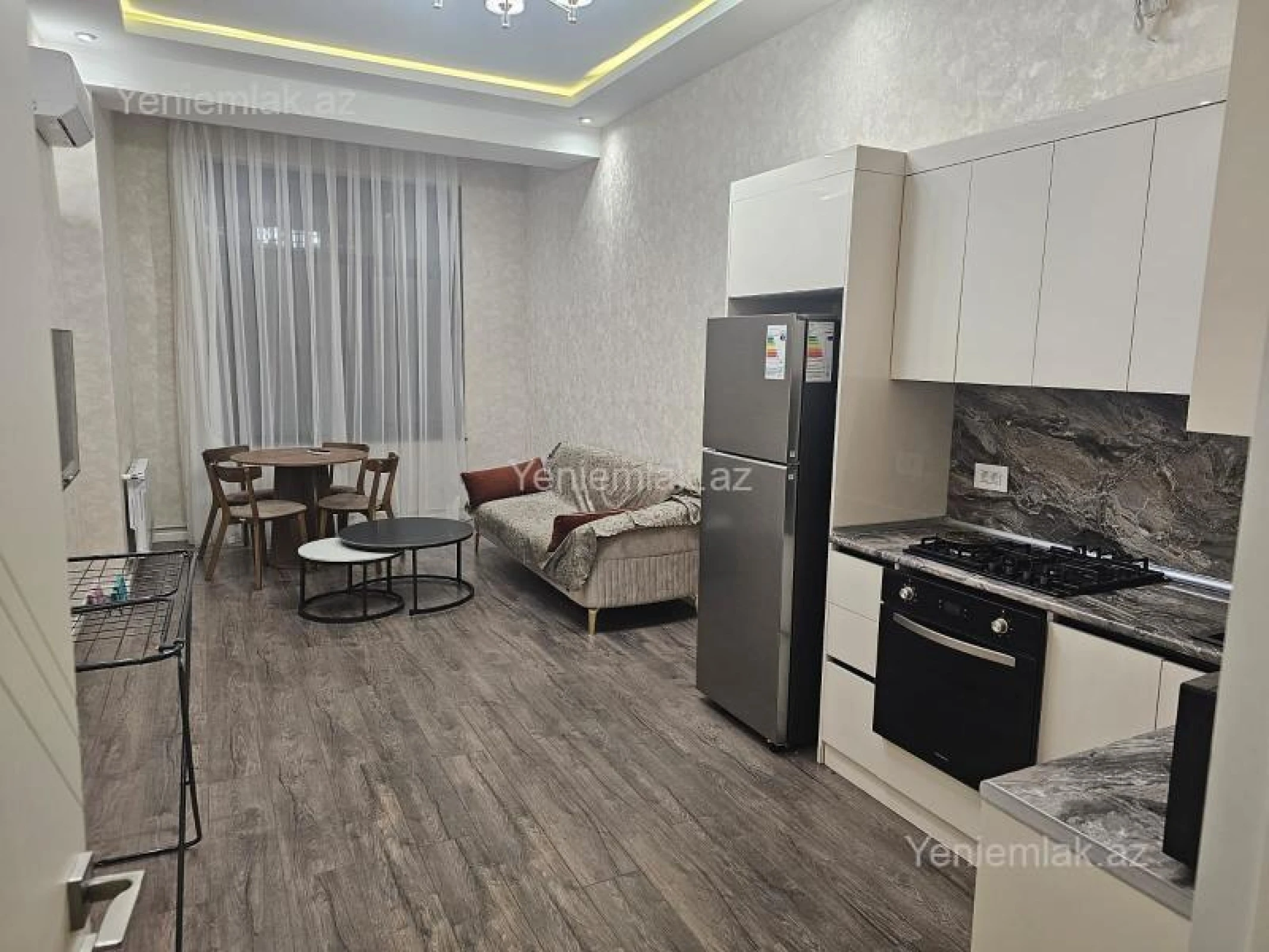 Satılır 2 otaqlı yeni tikili 72 m²
