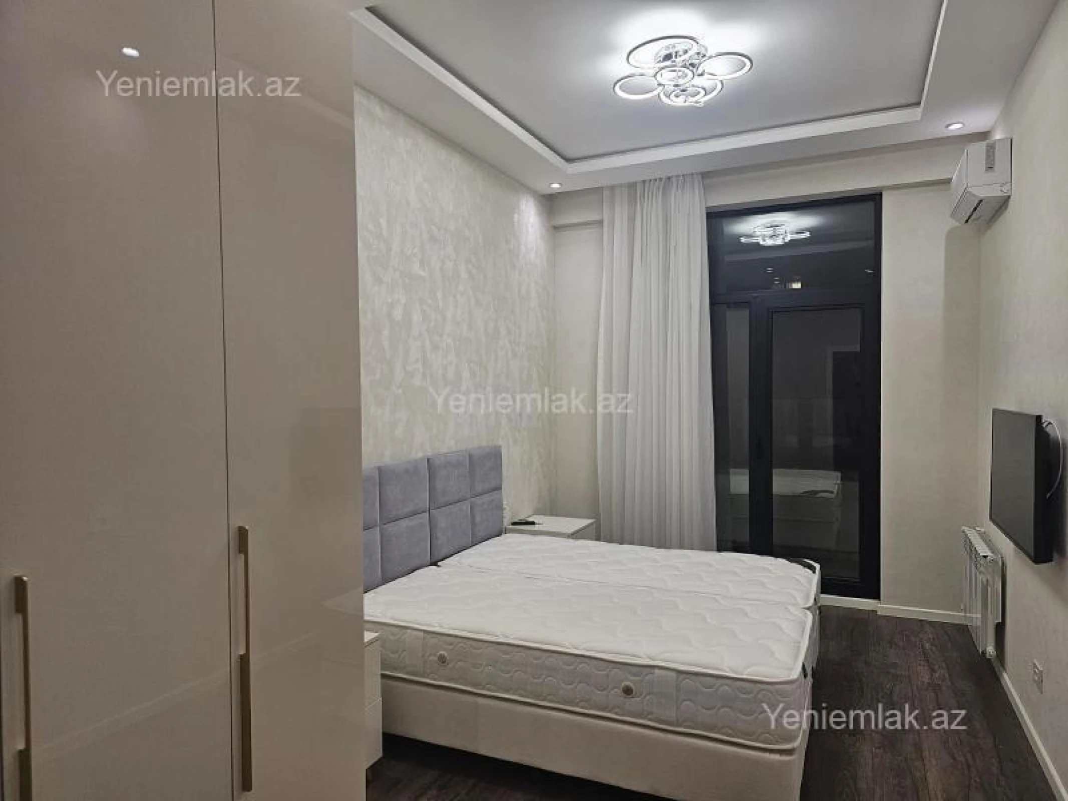 Satılır 2 otaqlı yeni tikili 72 m²