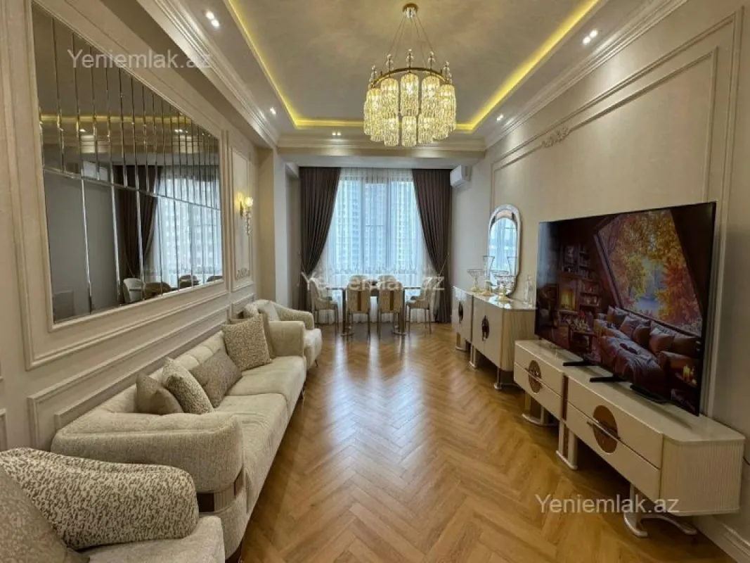 Satılır 3 otaqlı yeni tikili 130 m²