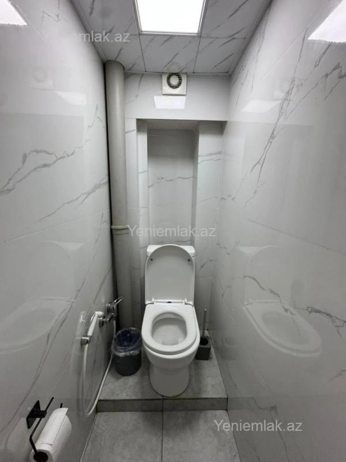 Satılır 4 otaqlı köhnə tikili 100 m²