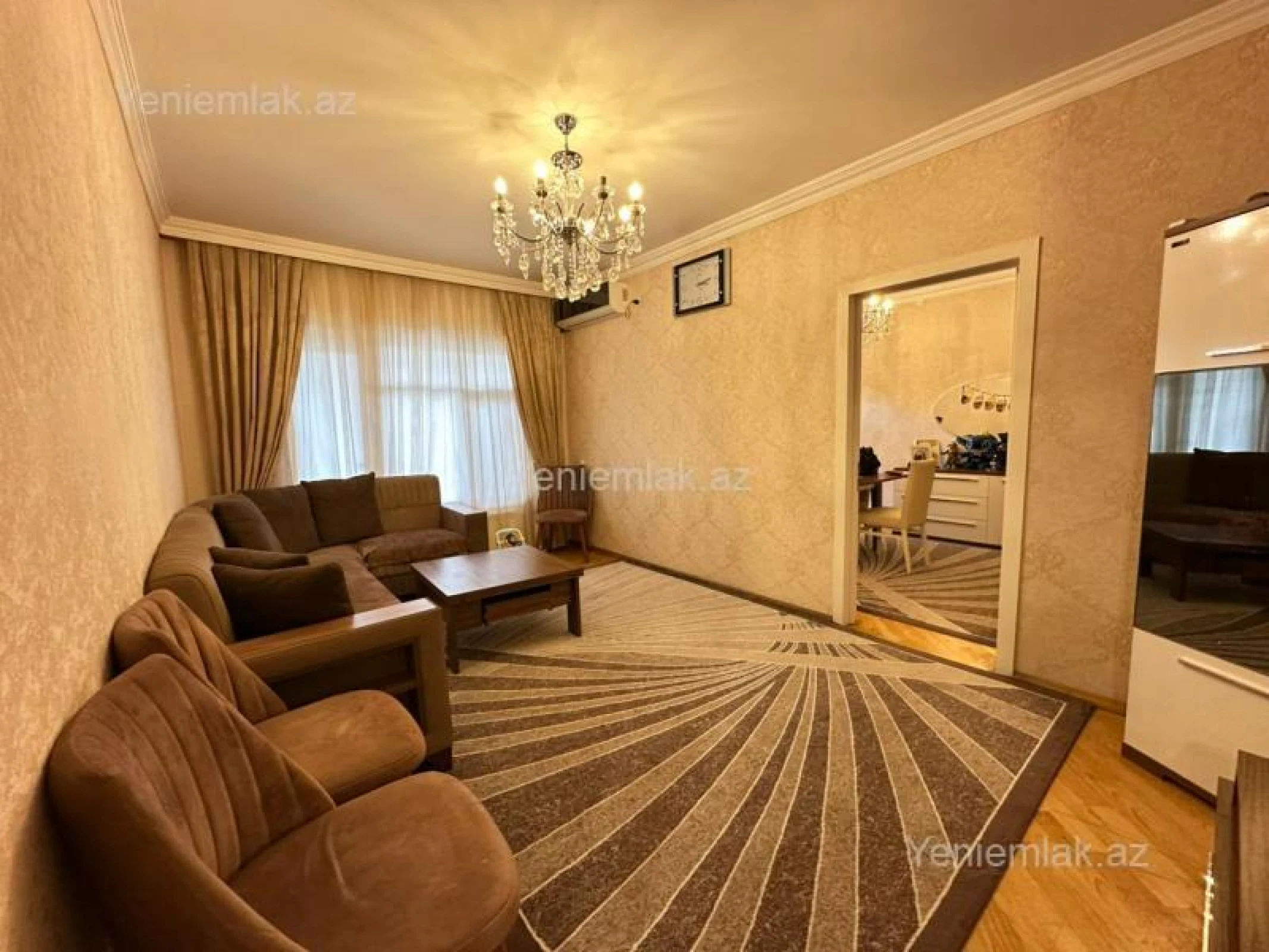 Satılır 5 otaqlı köhnə tikili 125 m²