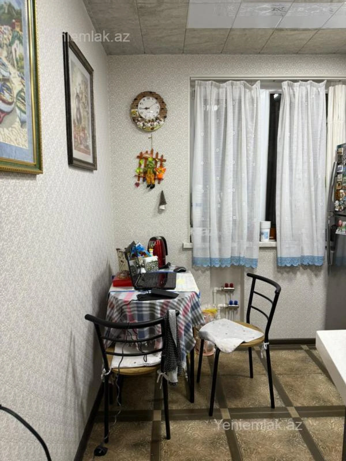 Satılır 2 otaqlı köhnə tikili 55 m²