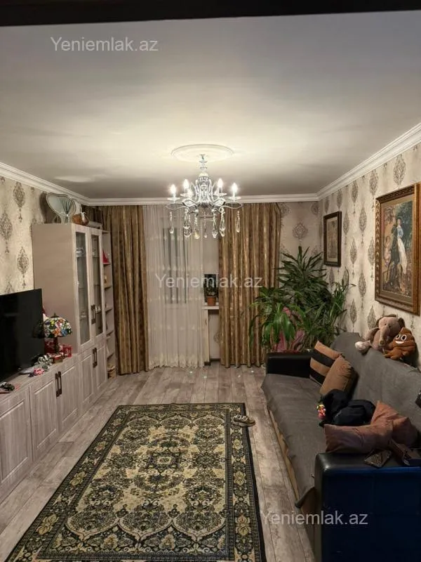 Satılır 2 otaqlı köhnə tikili 55 m²