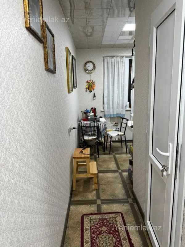 Satılır 2 otaqlı köhnə tikili 55 m²