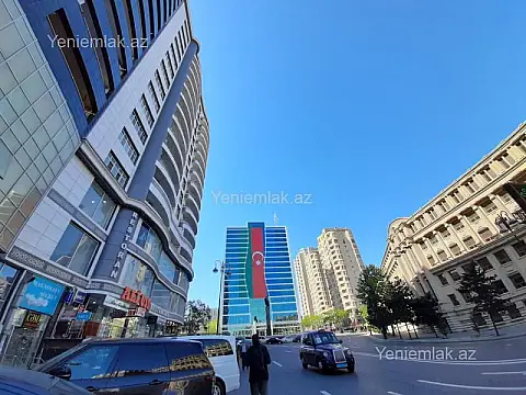 Satılır 2 otaqlı yeni tikili 55 m²