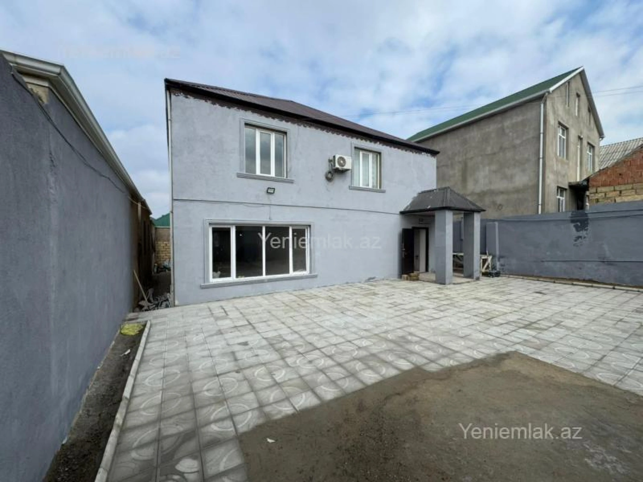 Satılır 6 otaqlı həyət evi 118 m²