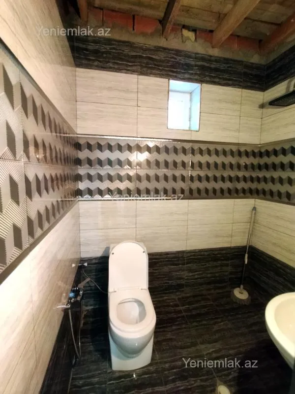 Satılır 6 otaqlı həyət evi 118 m²