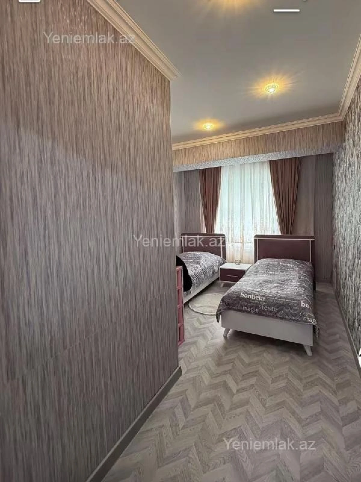 Satılır 3 otaqlı yeni tikili 110 m²