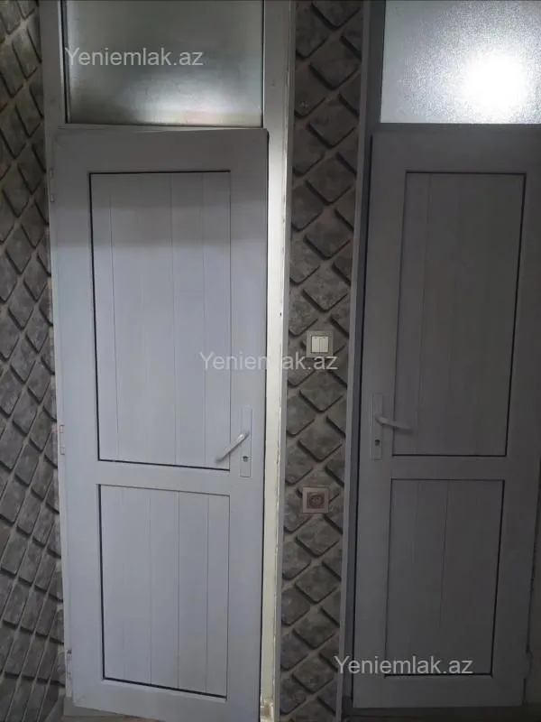 Satılır 4 otaqlı köhnə tikili 85 m²