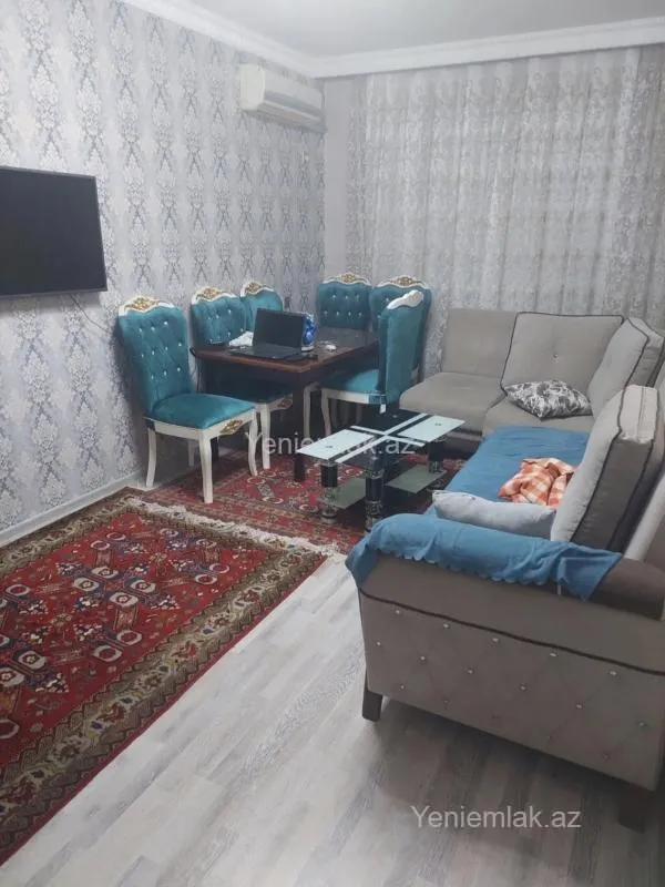 Satılır 4 otaqlı köhnə tikili 85 m²