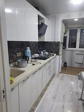 Satılır 4 otaqlı köhnə tikili 85 m²