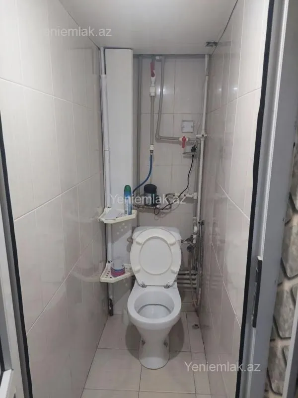 Satılır 4 otaqlı köhnə tikili 85 m²