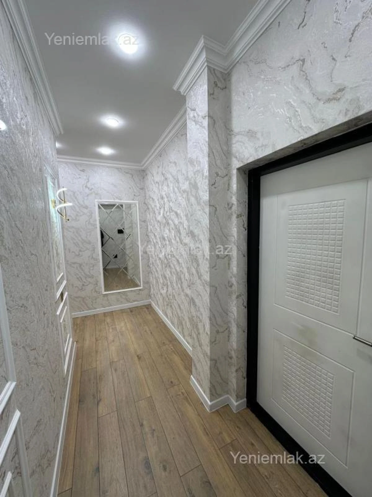 Satılır 2 otaqlı yeni tikili 68 m²