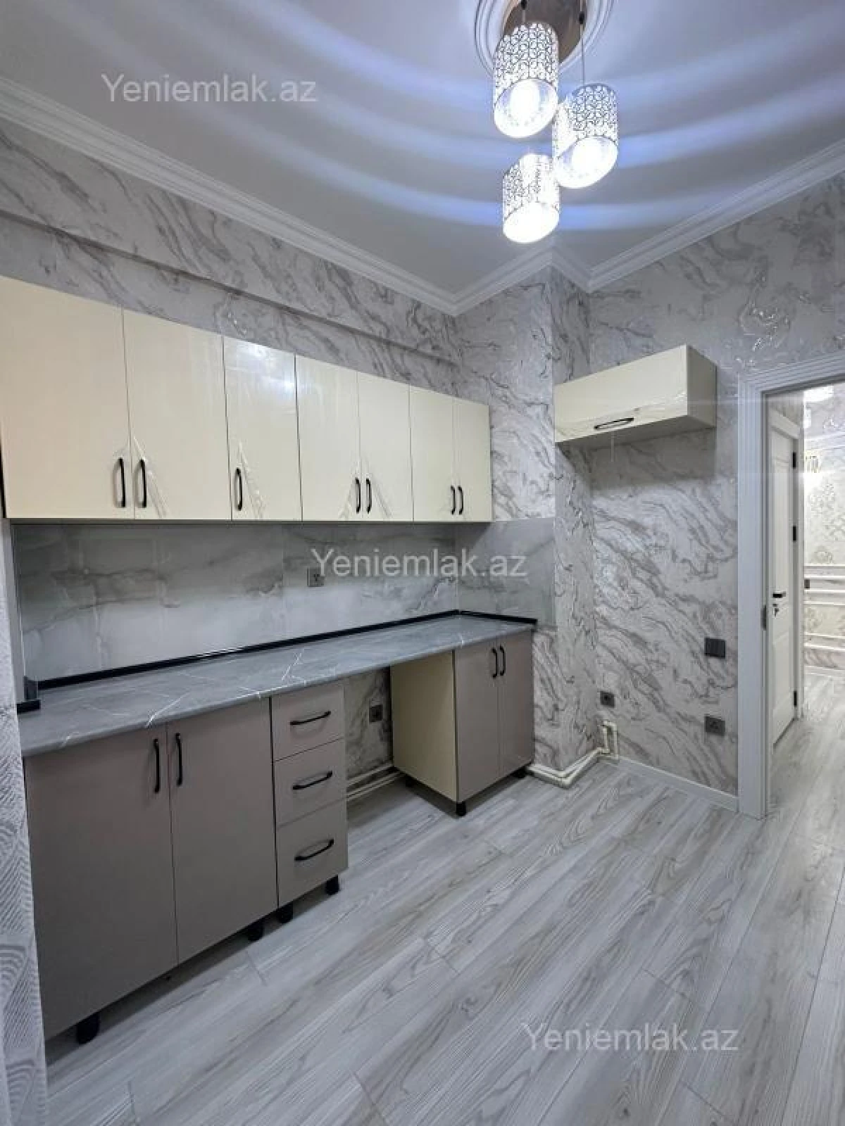 Satılır 2 otaqlı yeni tikili 68 m²
