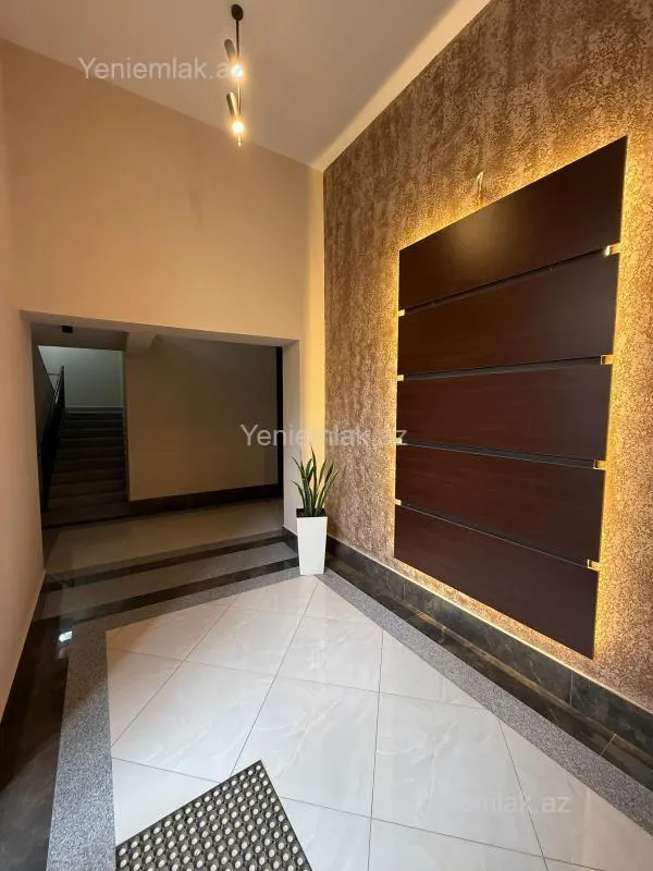 Satılır 4 otaqlı yeni tikili 150 m²