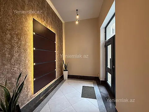 Satılır 4 otaqlı yeni tikili 150 m²