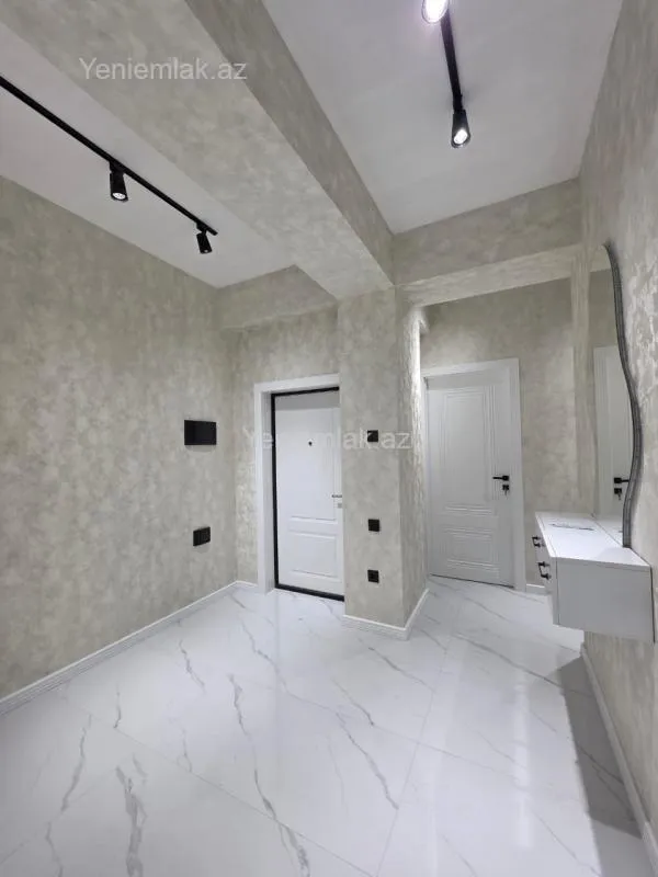 Satılır 3 otaqlı yeni tikili 92 m²