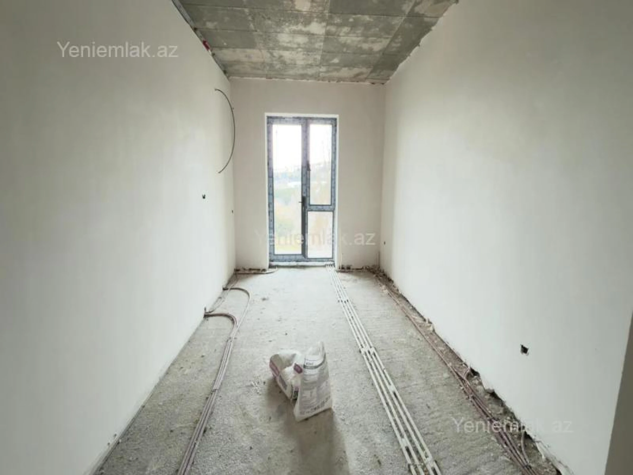 Satılır 3 otaqlı yeni tikili 78 m²